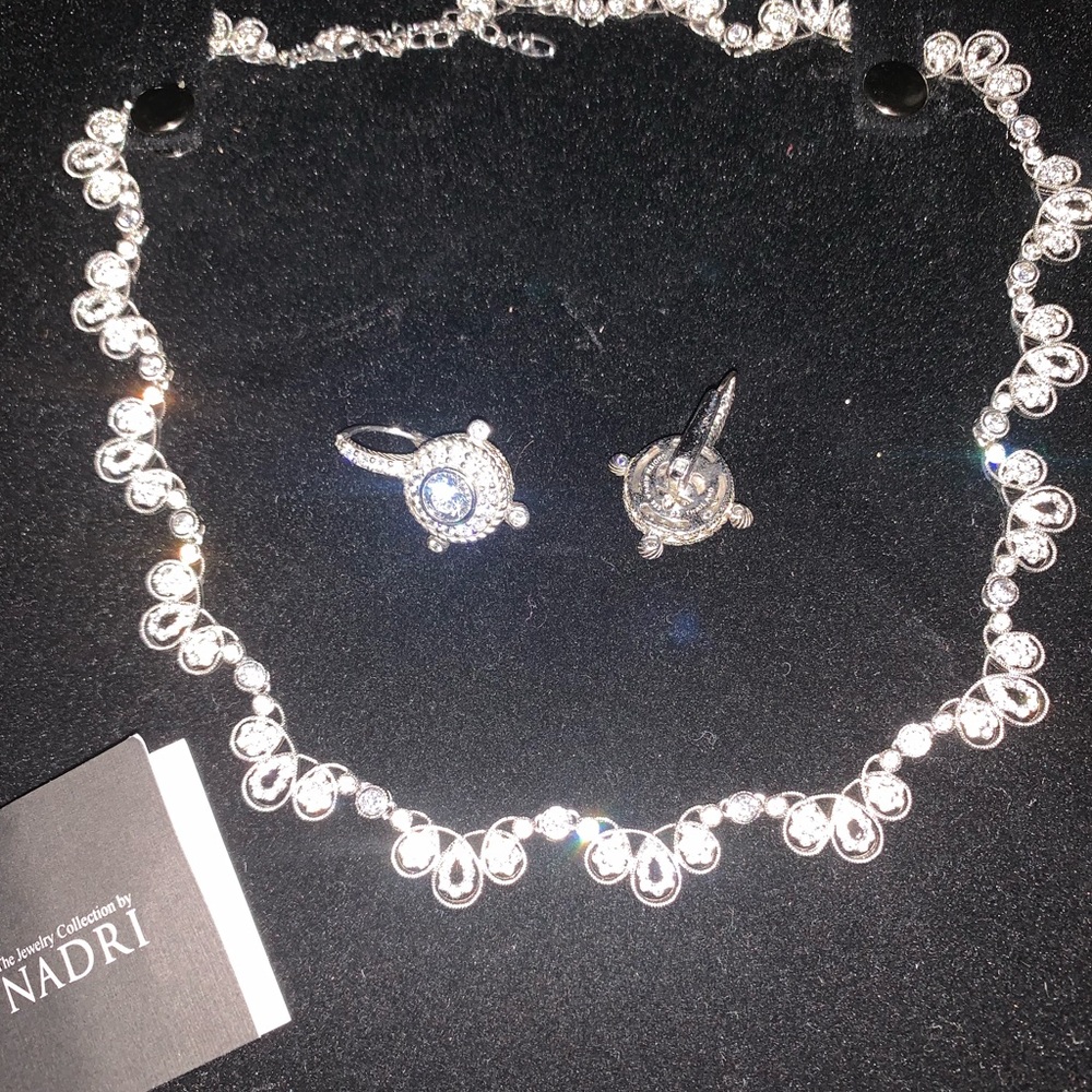 NADRIS necklace and earrings
